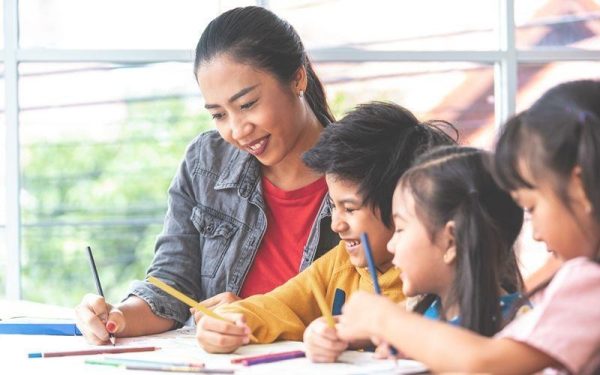 5 Tips When Choosing a Bilingual Preschool That Supports Growth Early